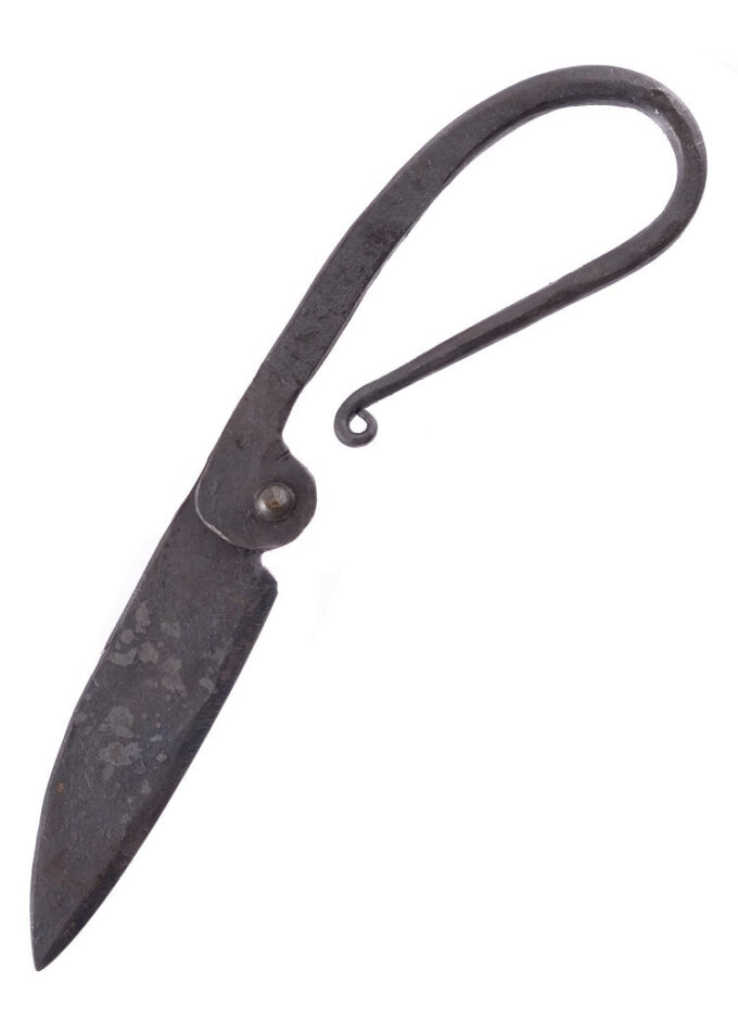 Håndsmedet middelalder folde-kniv med skede