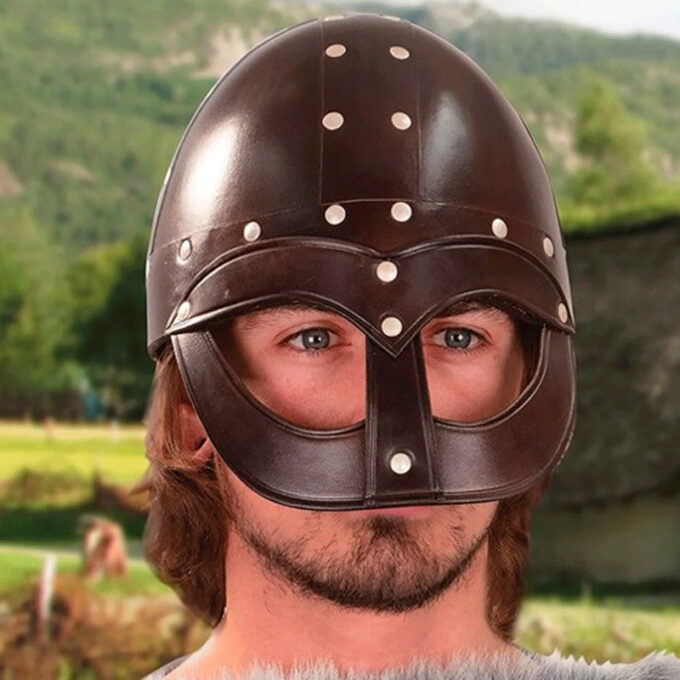 Windlass - Læder vendel vikinge hjelm