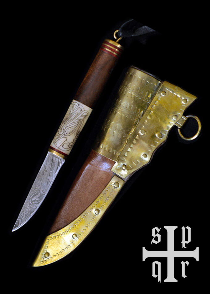 Viking Kniv, Damascus stål klinge og træ/ben greb